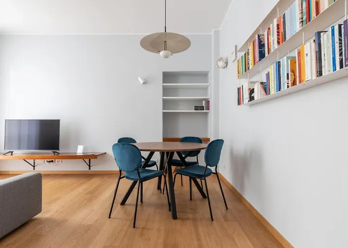 Easyhomes-Eustachi